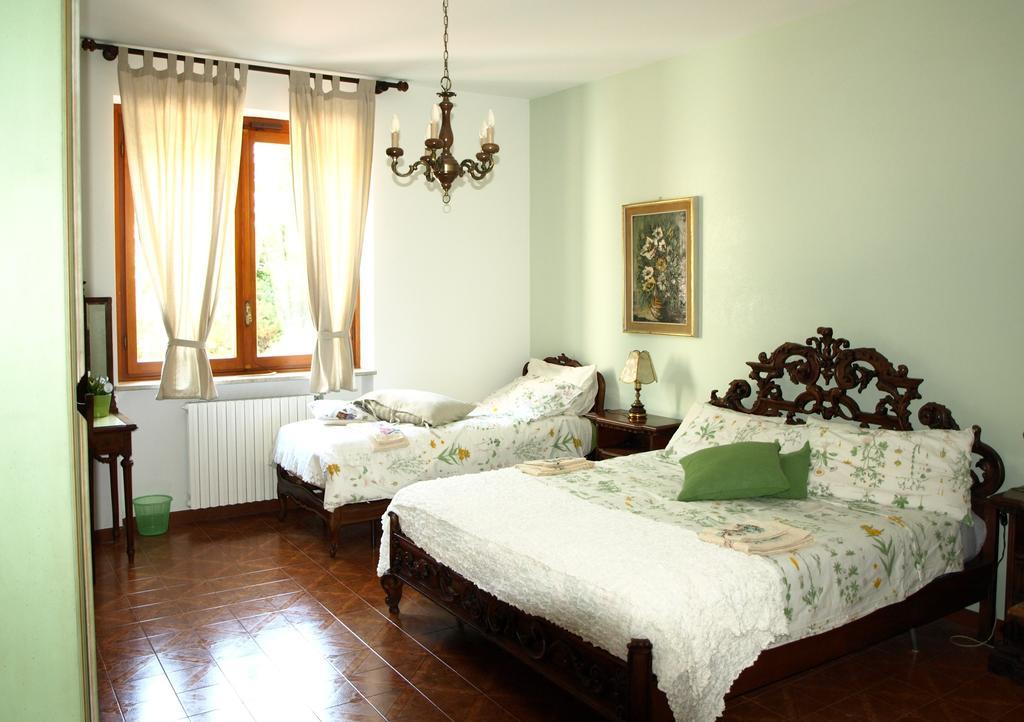 B&B Vigneto Pardom Montiglio Eksteriør billede