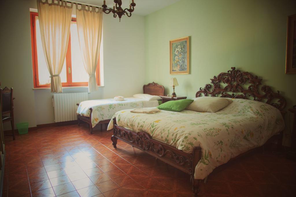 B&B Vigneto Pardom Montiglio Eksteriør billede